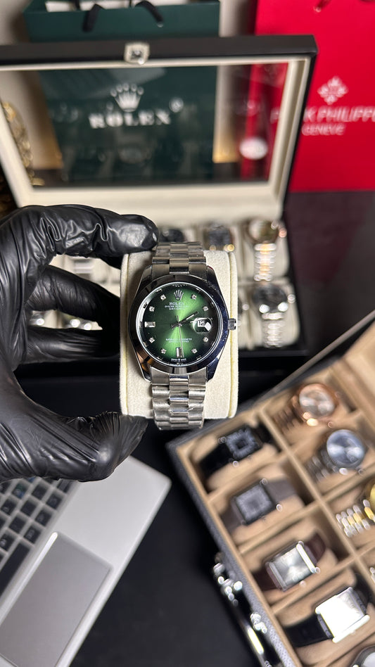 ROLEX GREEN DIAL CROWN LOCK