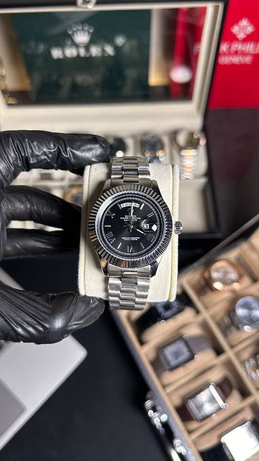 ROLEX ROMAN DIAL BLACK