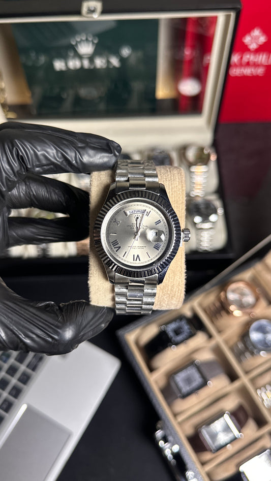 ROLEX SILVER ROMAN DIAL WATCH
