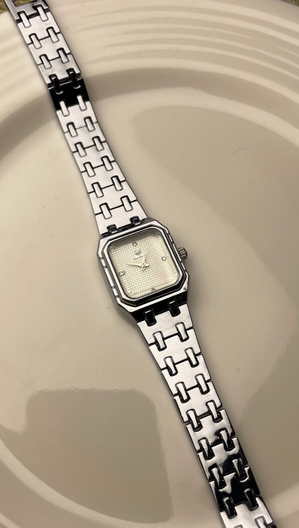 SQ SILVER-WHITE