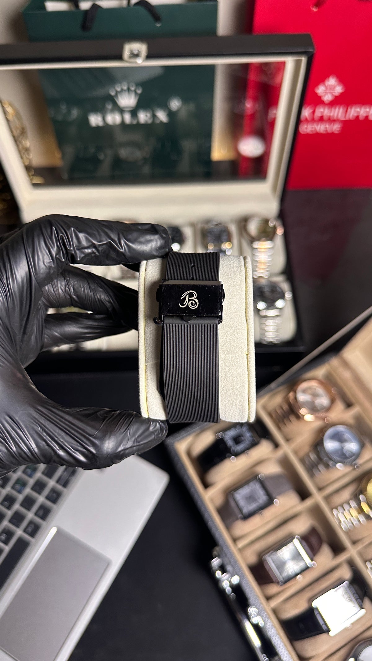 Hublot Skeleton Black – Men's Luxury Watch